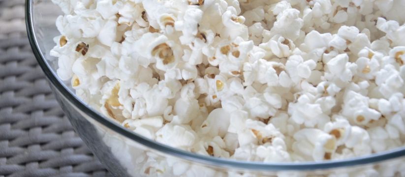 Трехлетний мальчик из Москвы чуть не умер из-за попкорна
