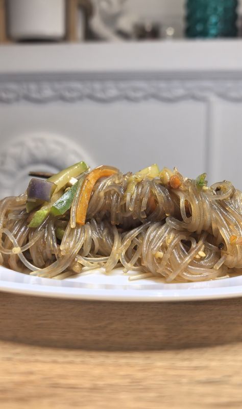 Рисовая лапша терияки: быстрое и яркое блюдо, которое приятно удивит