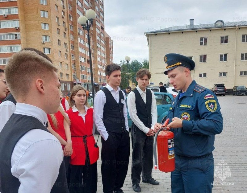 В Тульском цирке спасатели провели тренировочную эвакуацию