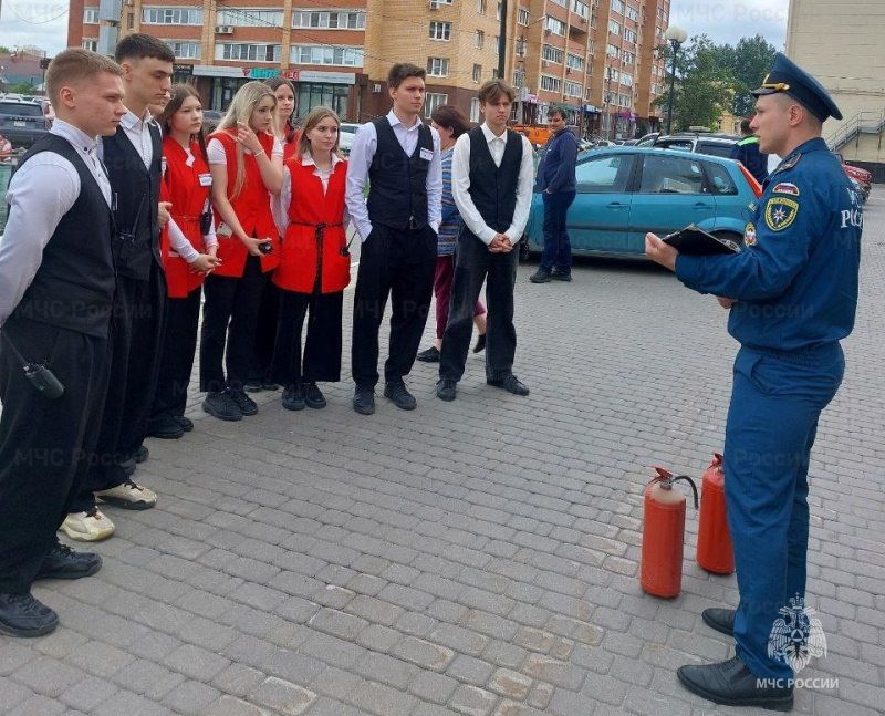 В Тульском цирке спасатели провели тренировочную эвакуацию