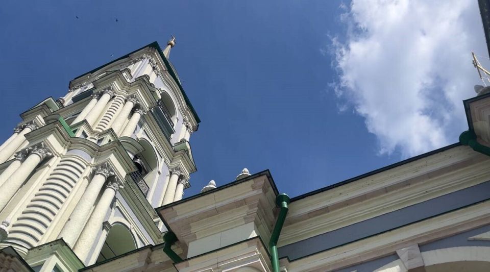 Исторический центр города в долгожданную солнечную погоду