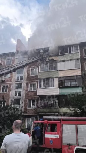 К тушению пожара привлечены 4 единицы техники МЧС