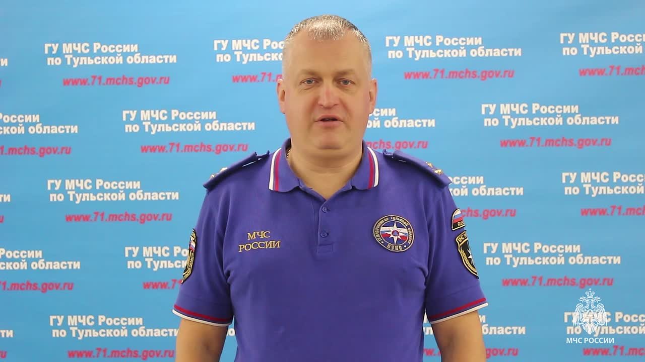 Метеопредупреждение. В ближайшие 1-3 часа с сохранением до конца суток 25 октября местами на территории Тульской области ожидается усиление юго-восточного ветра с порывами 11-16 метров в секунду," - старший оперативный...