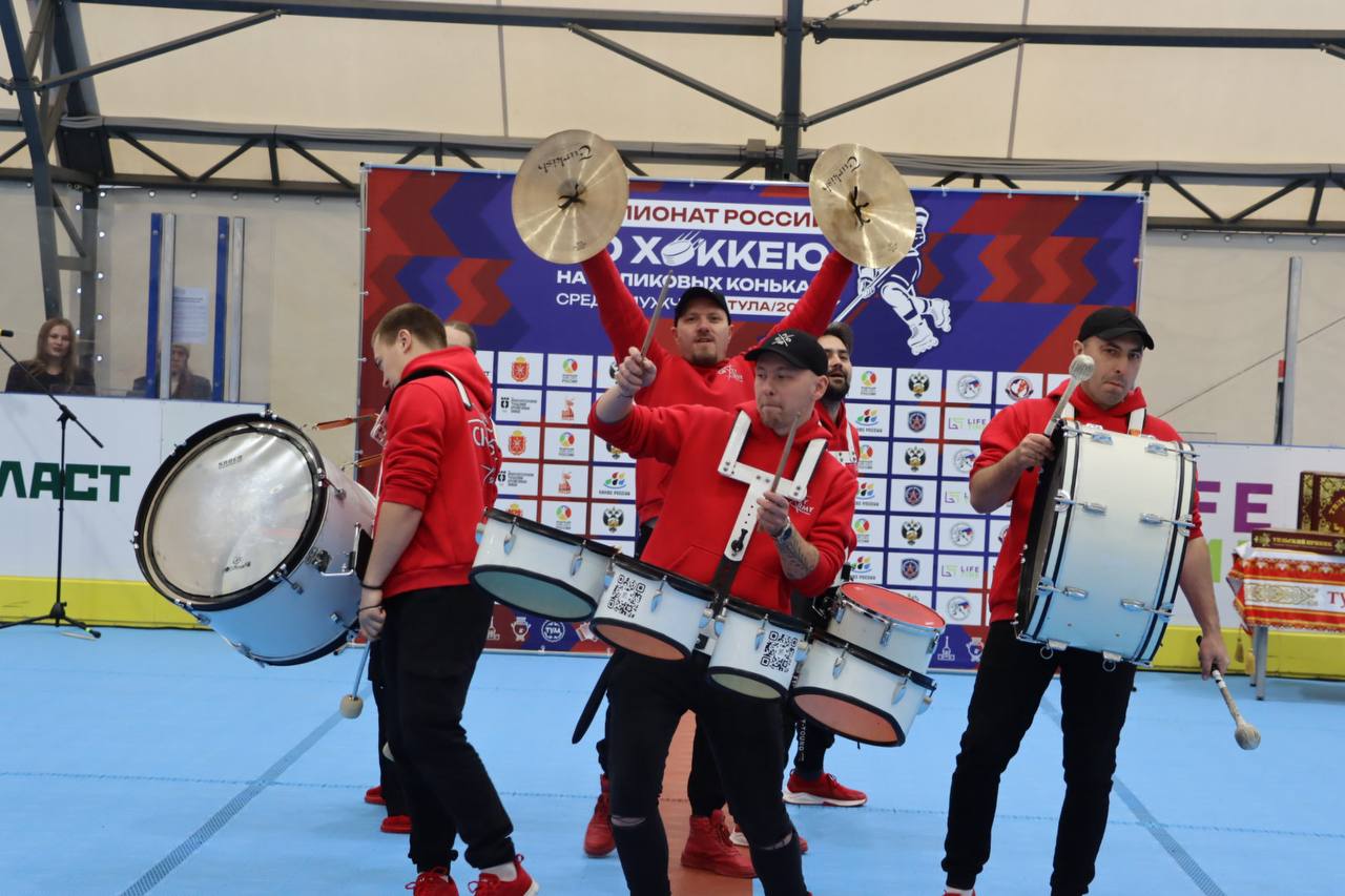 В Туле впервые проходит чемпионат России по хоккею на роликах среди мужчин В Туле впервые проходит чемпионат России по хоккею на роликах среди мужчин