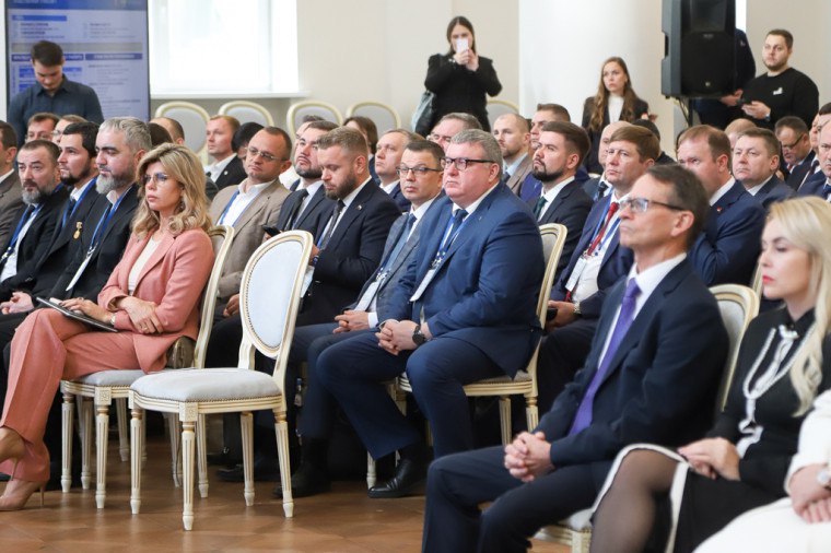 Илья Беспалов: Принял участие в открытом диалоге с министром транспорта страны Андреем Никитиным Илья Беспалов: Принял участие в открытом диалоге с министром транспорта страны Андреем Никитиным