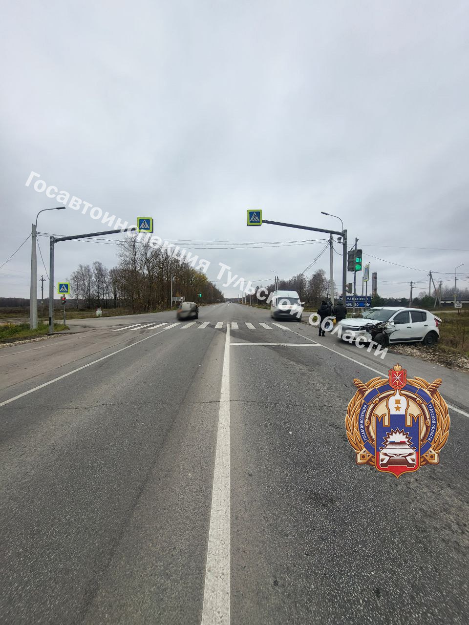 27 октября в 11:25 на 18-ом километре автодороги «Золотое кольцо», Ленинского района городского округа города Тулы, мужчина 1963 года рождения, управляя автомобилем «Рено Сандеро», по предварительной информации, не справился...