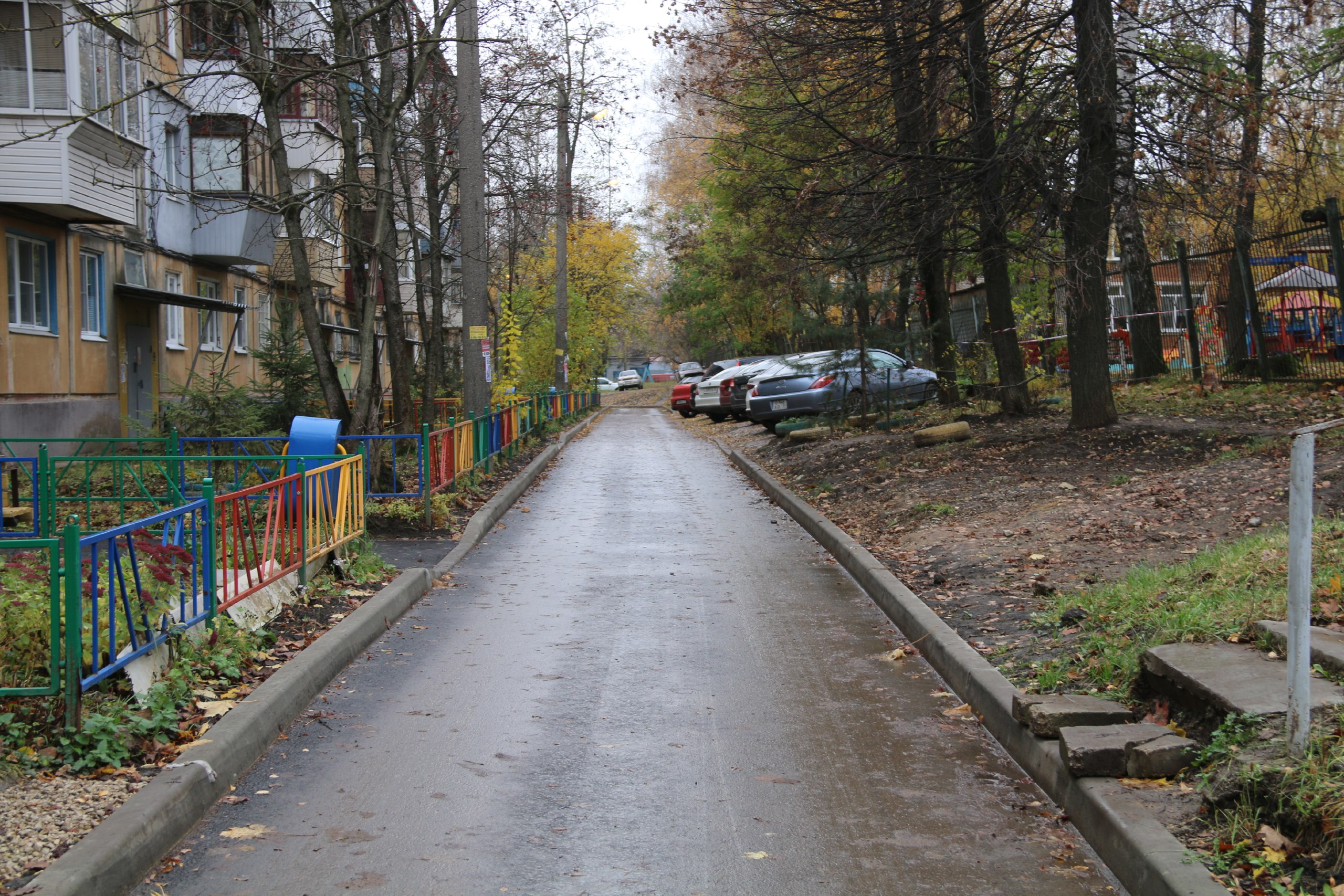 «Наш район»: в Туле привели в порядок придомовые территории «Наш район»: в Туле привели в порядок придомовые территории