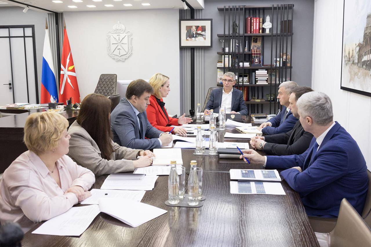 Дмитрий Миляев обсудил со Светланой Воскресенской вопросы развития дорожного хозяйства