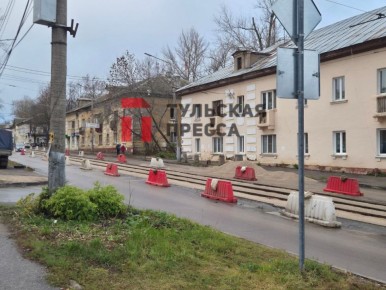 А на Михеева вовсю идет ремонт трамвайных путей