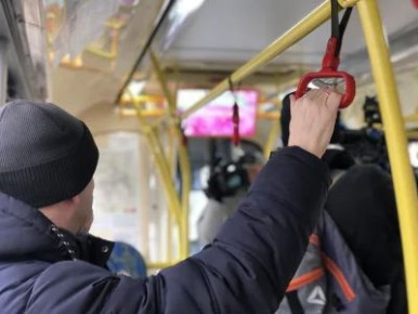 Транспортный коллапс на Зареченском мосту - встали все троллейбусы