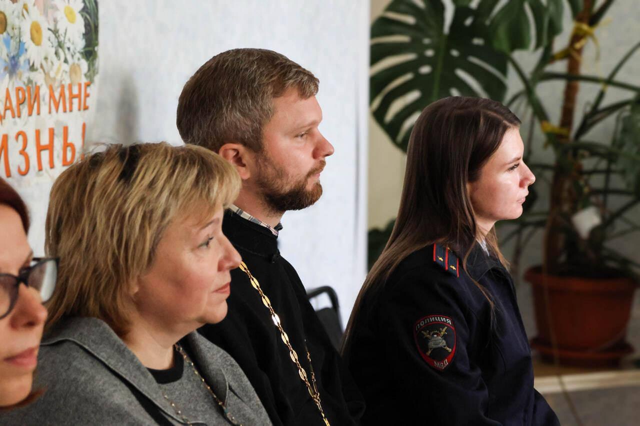 В целях профилактики детского дорожно-траснпортного травматизма среди детей-пассажиров инспектор пропаганды БДД отдела Госавтоиснпекции города Новомосковск Тульской области Виктория Серикова провела важную профилактическую... В целях профилактики детского дорожно-траснпортного травматизма среди детей-пассажиров инспектор пропаганды БДД отдела Госавтоиснпекции города Новомосковск Тульской области Виктория Серикова провела важную профилактическую...