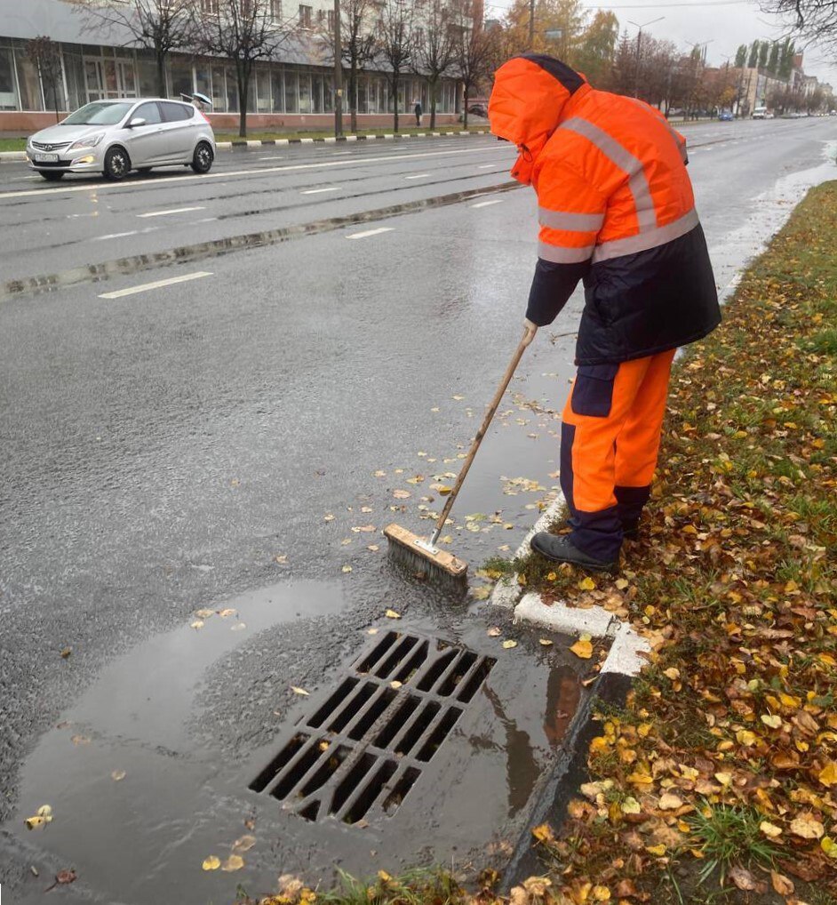 В Туле ведется прочистка ливневок В Туле ведется прочистка ливневок