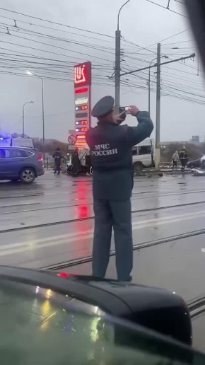 Четыре человека погибли и как минимум 15 пострадали при столкновении трамвая, двух маршруток и легковушки в Туле