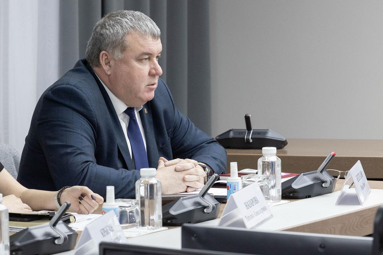 В региональном Правительстве обсудили дорожно-транспортного происшествия на Пролетарском мосту В региональном Правительстве обсудили дорожно-транспортного происшествия на Пролетарском мосту