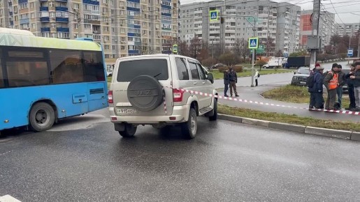 Ситуация на улице Кутузова, где сегодня ночью упали обломки беспилотника