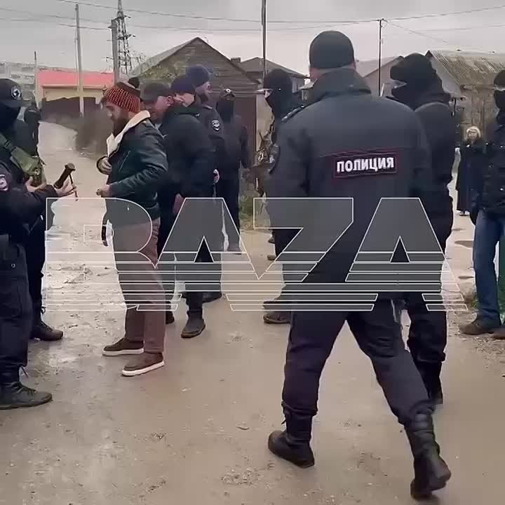 Силовики провели массовый рейд в поселке Плеханово