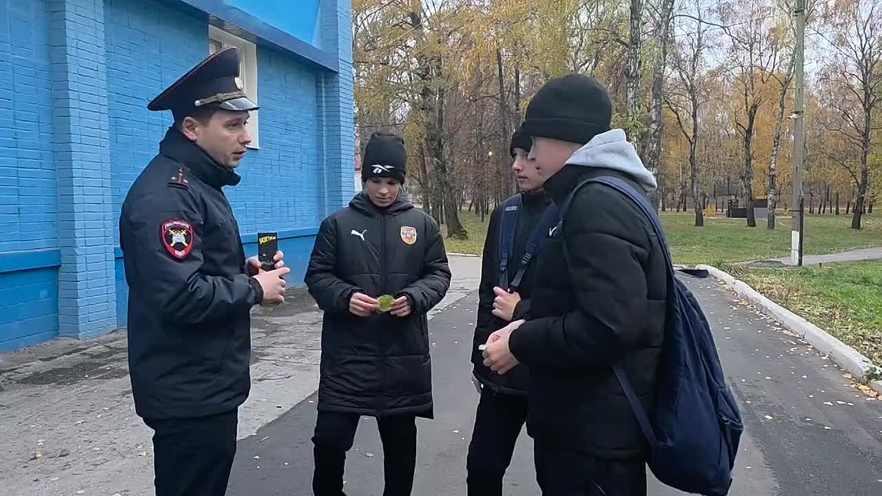 Стань заметнее на дороге: сотрудники Госавтоинспекции провели акцию «Засветись»