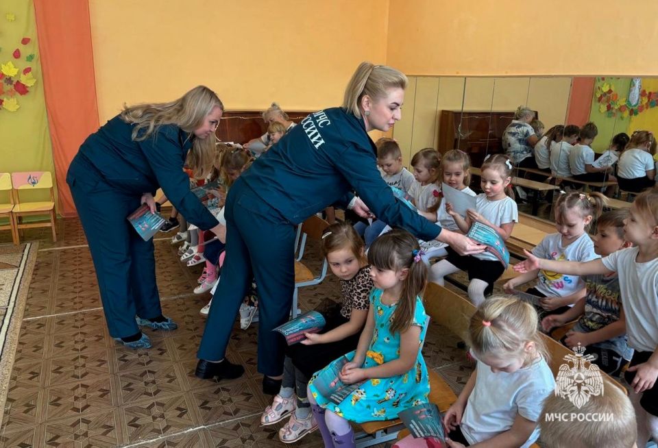 Инспекторы ГИМС МЧС России проводят профилактические мероприятия с детьми Инспекторы ГИМС МЧС России проводят профилактические мероприятия с детьми