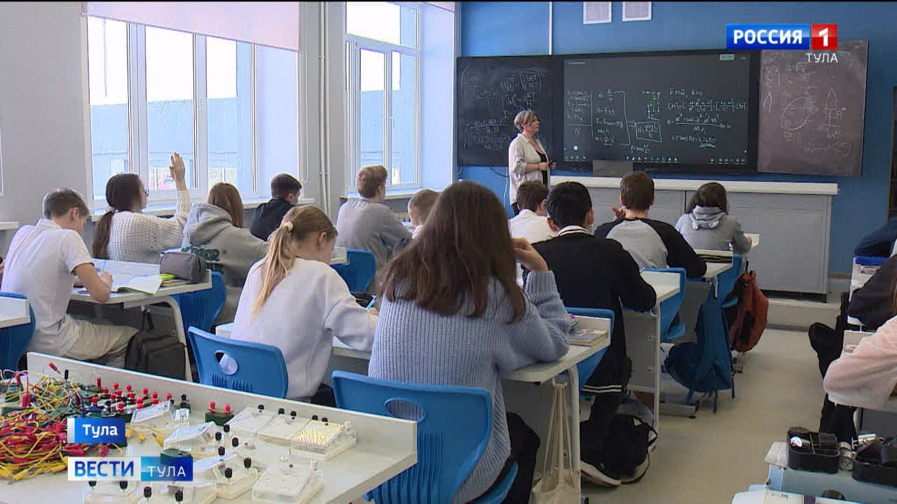 Целевой приём в педагогические вузы усилят в 2026 году