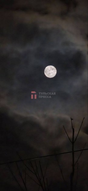 Суперлуние в Туле. 5 ноября можно наблюдать полную Луну, а в 1:30 6 ноября Луна подойдёт к Земле на минимальное расстояние в 356,8 тыс