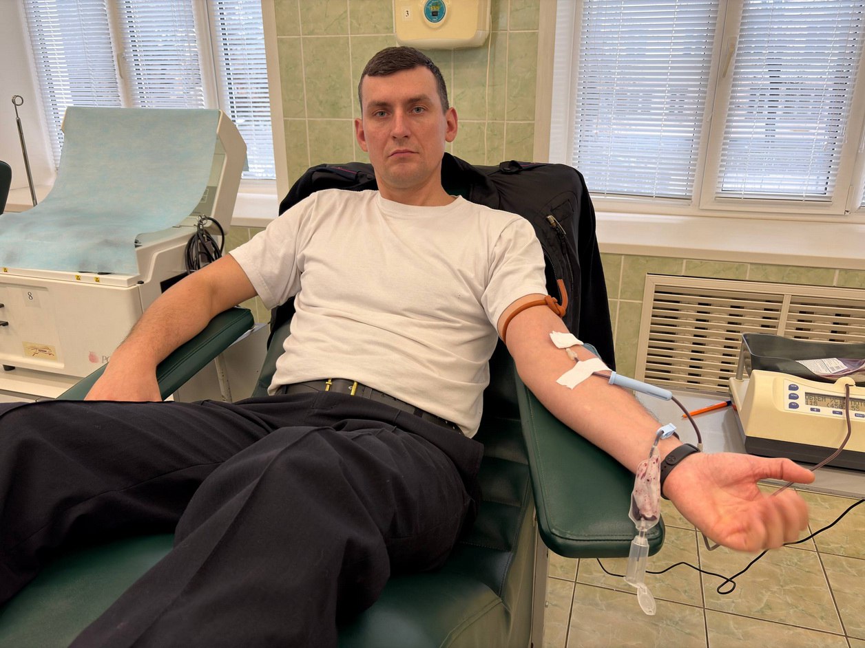 Сотрудники тульской полиции приняли участие донорской акции Сотрудники тульской полиции приняли участие донорской акции