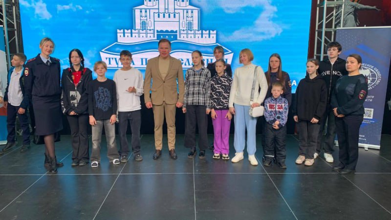 В Тульском кремле прошло торжественное мероприятие в честь Дня народного единства В Тульском кремле прошло торжественное мероприятие в честь Дня народного единства