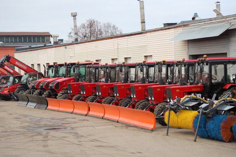 Илья Беспалов: Коммунальная техника областной столицы к зиме готова Илья Беспалов: Коммунальная техника областной столицы к зиме готова