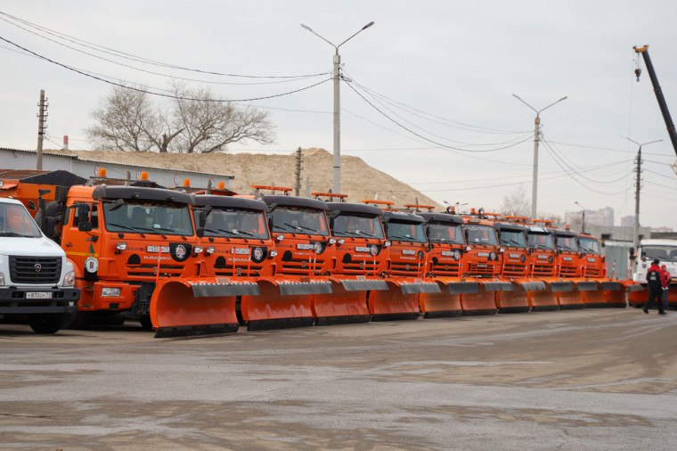 Илья Беспалов: Коммунальная техника областной столицы к зиме готова Илья Беспалов: Коммунальная техника областной столицы к зиме готова