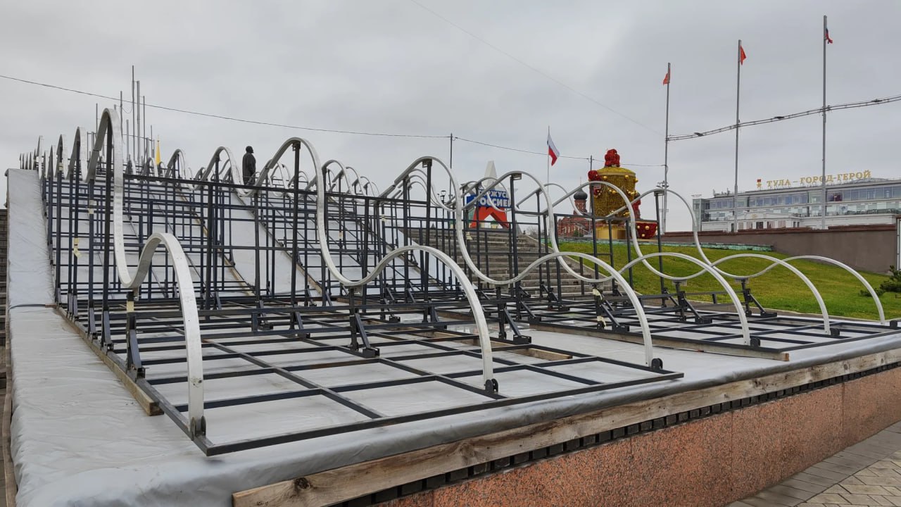 Вот так незаметно к нам подкралась зима Вот так незаметно к нам подкралась зима