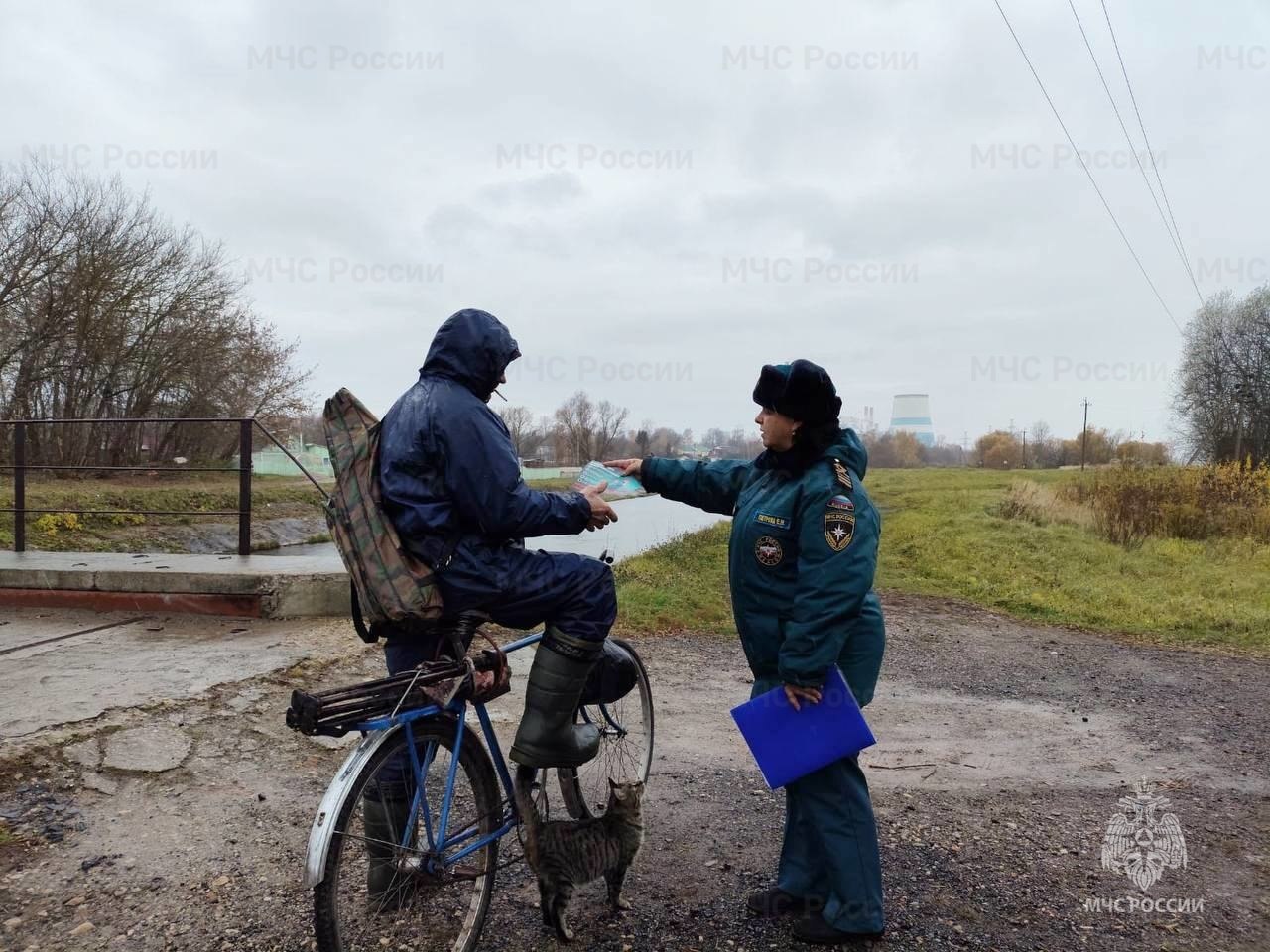 Патрулирование водоемов Тульской области инспекторами ГИМС МЧС России продолжается Патрулирование водоемов Тульской области инспекторами ГИМС МЧС России продолжается