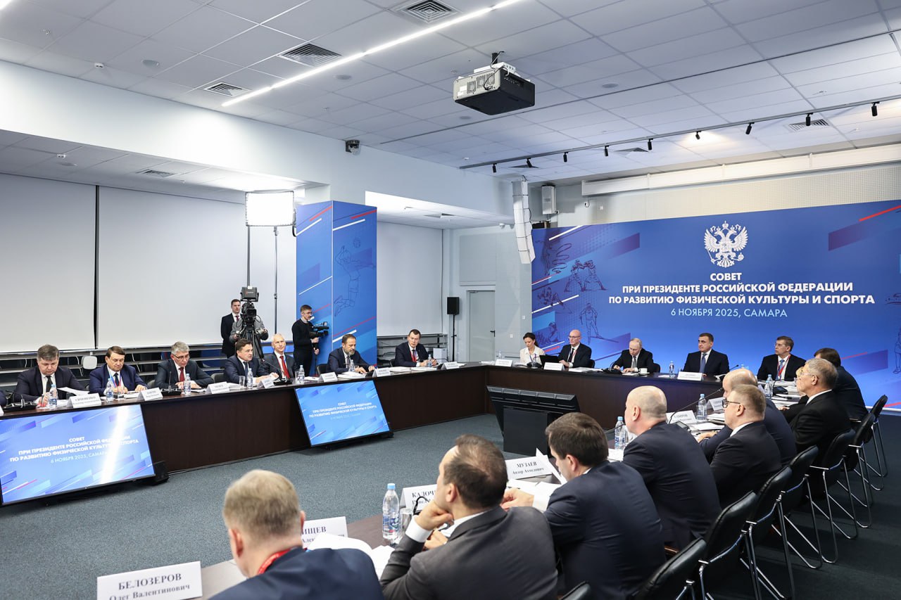 «Россия – спортивная держава»: Губернатор Дмитрий Миляев презентовал Владимиру Путину предложения по развитию спорта в России «Россия – спортивная держава»: Губернатор Дмитрий Миляев презентовал Владимиру Путину предложения по развитию спорта в России