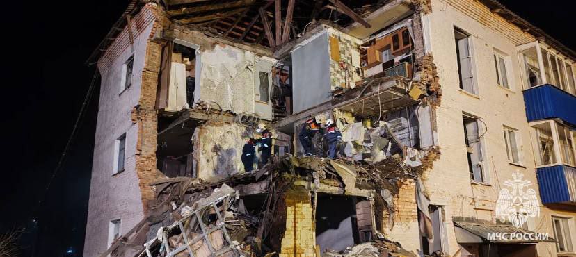 Аварийно-спасательные работы по разбору завалов в Куркино завершены Аварийно-спасательные работы по разбору завалов в Куркино завершены