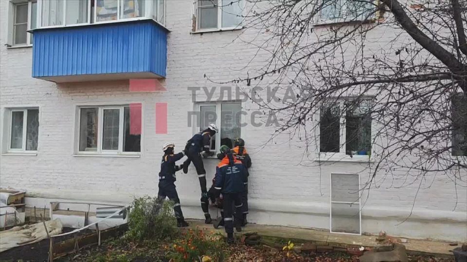 Куркино. В доме, где взорвался газ работают экстренные службы