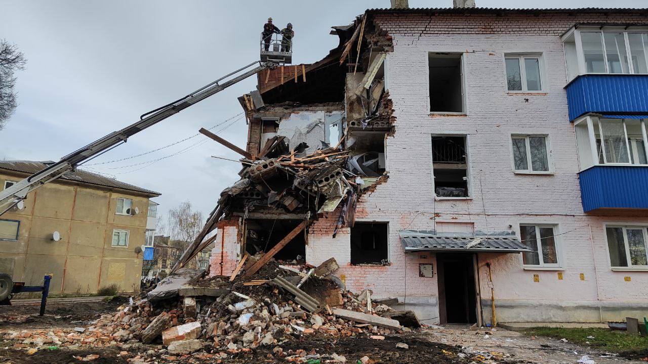 Вещи жильцов дома, где взорвался газ, в Куркино отдадут в администрацию на временное хранение