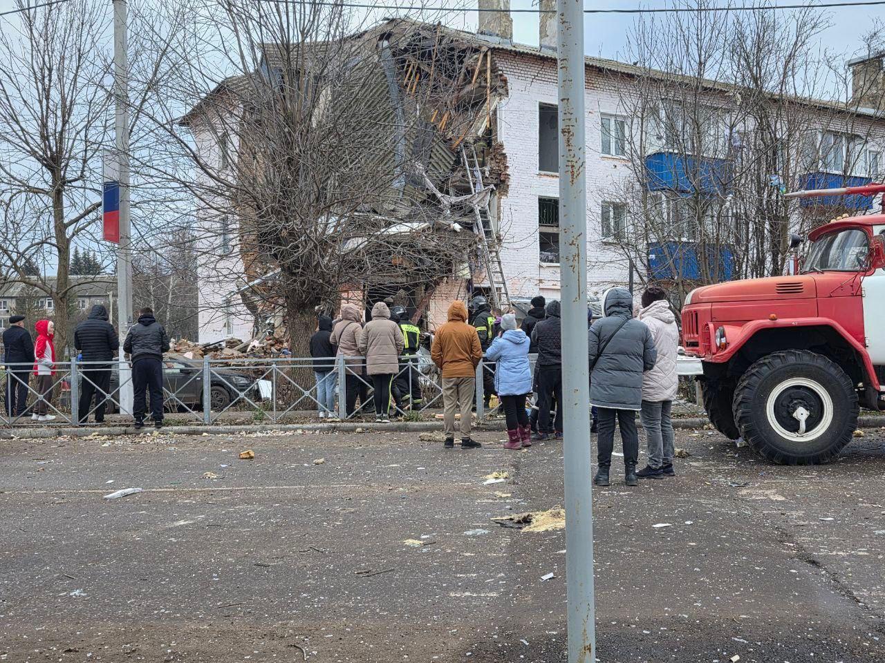 Пять человек пострадали при взрыве газа в Тульской области, трое из них в больнице Пять человек пострадали при взрыве газа в Тульской области, трое из них в больнице
