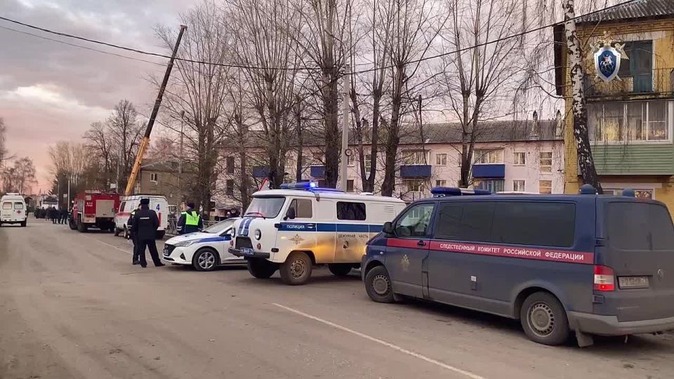 Следователями установлены обстоятельства частичного обрушения многоквартирного дома в Куркино и причастное к хлопку газовоздушной смеси лицо