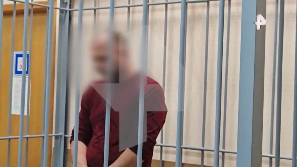Обвиняемого в обрушении многоквартирного жилого дома в Тульской области арестовали на два месяца, сообщил корреспондент РЕН ТВ из зала суда