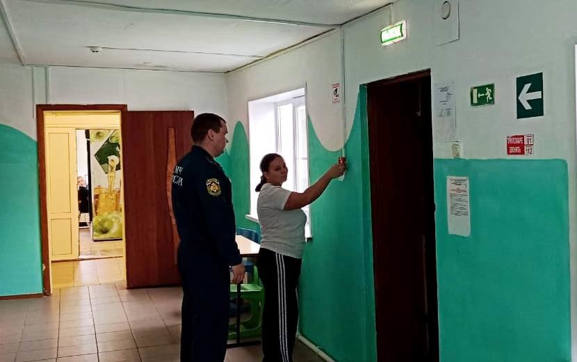 В школах Арсеньево и Одоева сотрудники МЧС России провели тренировки по эвакуации по сигналу пожарной тревоги В школах Арсеньево и Одоева сотрудники МЧС России провели тренировки по эвакуации по сигналу пожарной тревоги