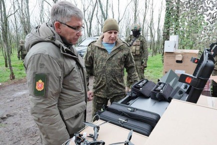 Дмитрий Миляев посетил воинскую часть в зоне СВО, а также социальные объекты в ДНР и ЛНР