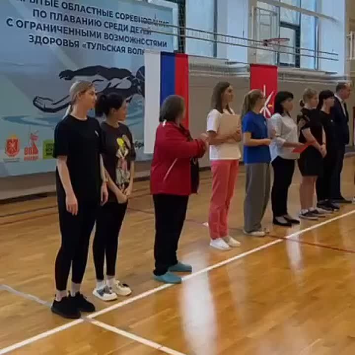 Сегодня в ФОКе «Заречье» проходят открытые областные соревнования по плаванию среди детей-инвалидов «Тульская волна»