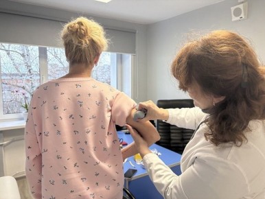 В больнице им. Лазарева будущим мамам с диабетом выдают умные датчики