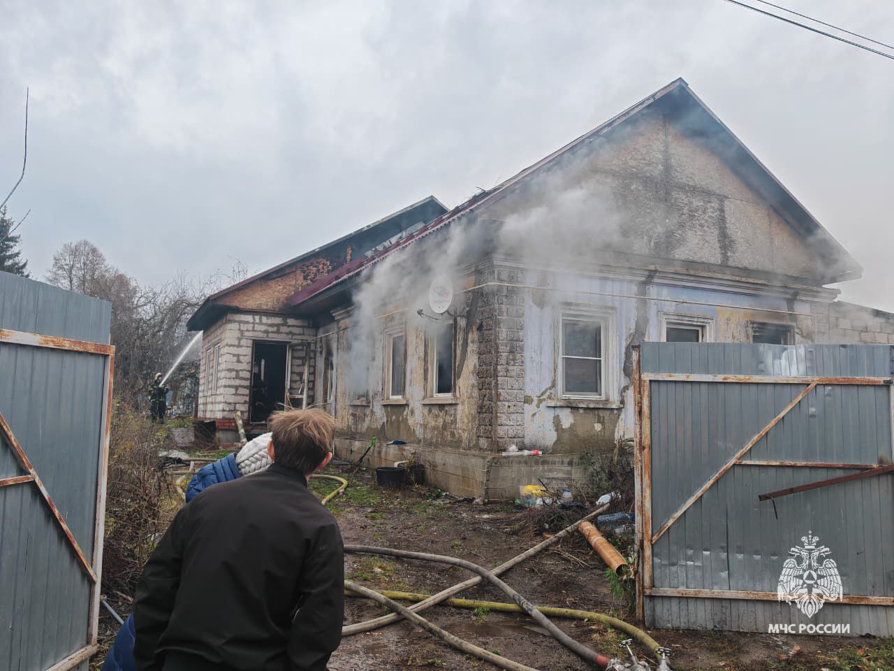 На пожаре в Туле погибла 63-летняя женщина На пожаре в Туле погибла 63-летняя женщина