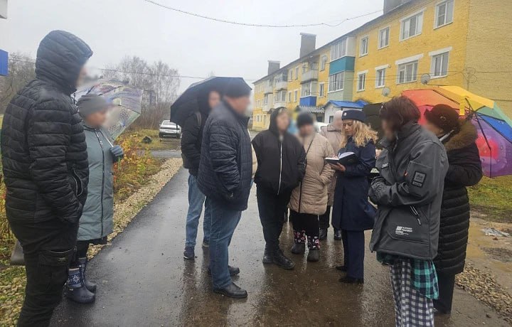 Прокуратура встретилась с жителями дома после взрыва газа в Куркино