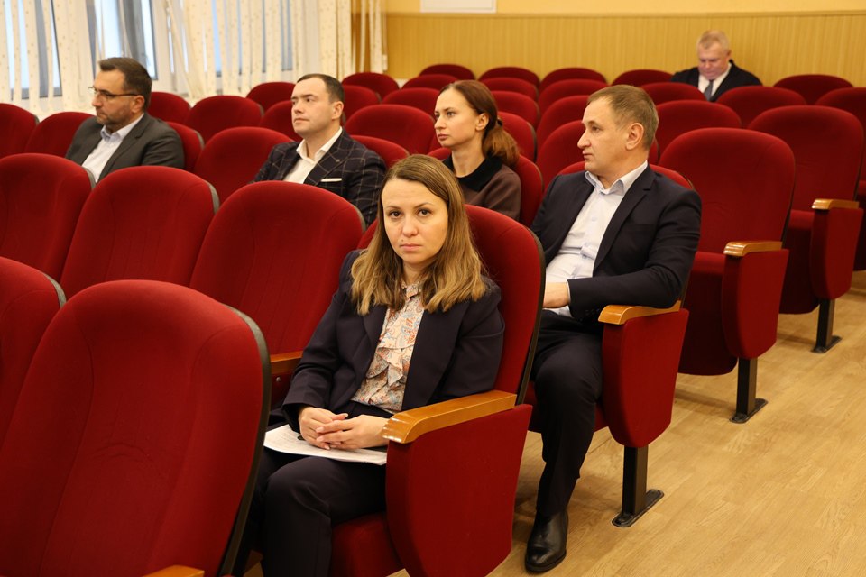 Главы города Тулы Алексей Эрк провел заседание Совета Тульской городской Думы Главы города Тулы Алексей Эрк провел заседание Совета Тульской городской Думы