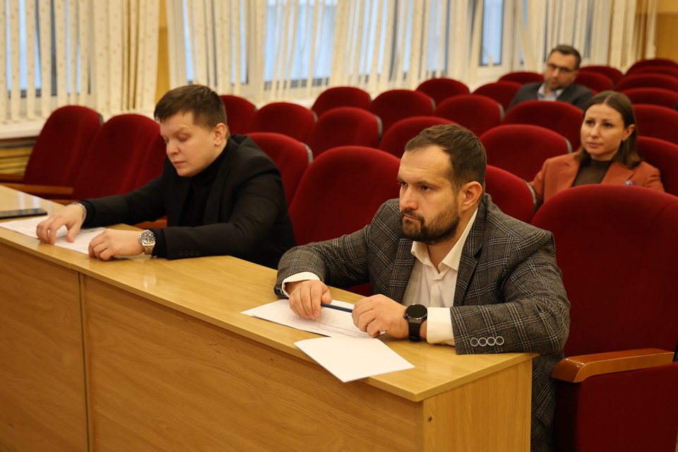 Главы города Тулы Алексей Эрк провел заседание Совета Тульской городской Думы Главы города Тулы Алексей Эрк провел заседание Совета Тульской городской Думы