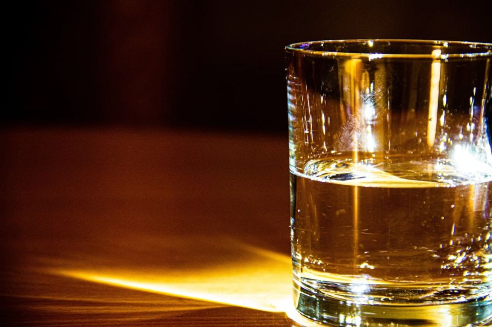 Алкоголь в Тульской области стал дороже: за год водка выросла в цене на 14%, пиво — на 16%