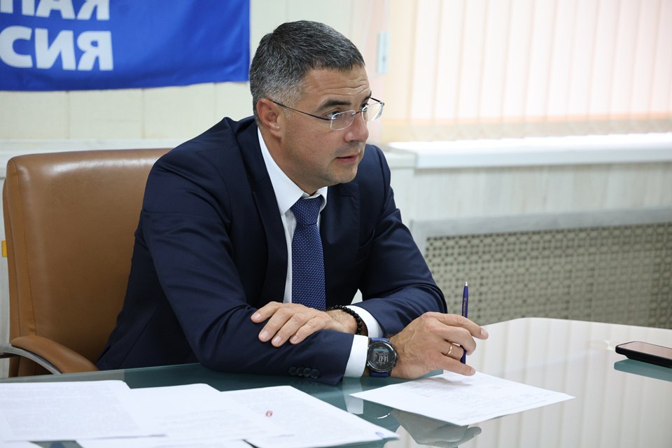 Глава города Тулы Алексей Эрк, руководитель фракции «Единая Россия» провел очередной личный прием граждан Глава города Тулы Алексей Эрк, руководитель фракции «Единая Россия» провел очередной личный прием граждан