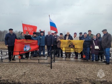 Одоевские спасатели приняли участие в открытии памятника воинам-освободителям, павшим в боях с фашистскими захватчиками