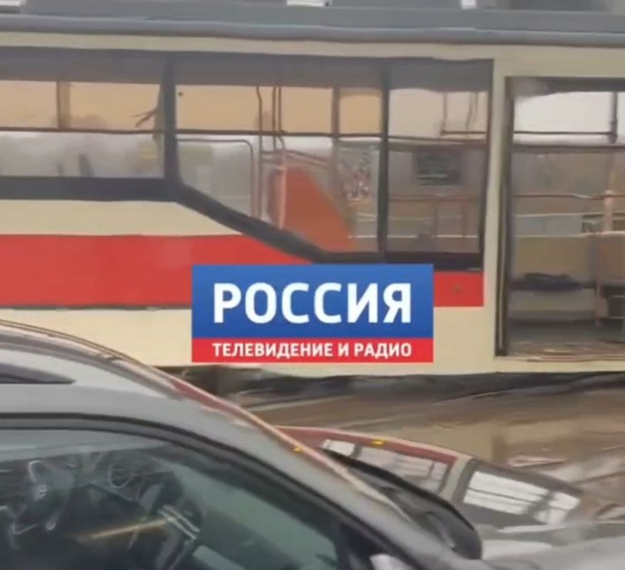 ВниманиеОграничение движения трамваев по Пролетарскому мосту продлено по 30 ноября