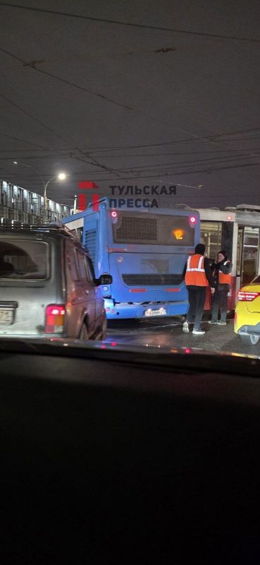 Вечер пятницы обещает быть долгим